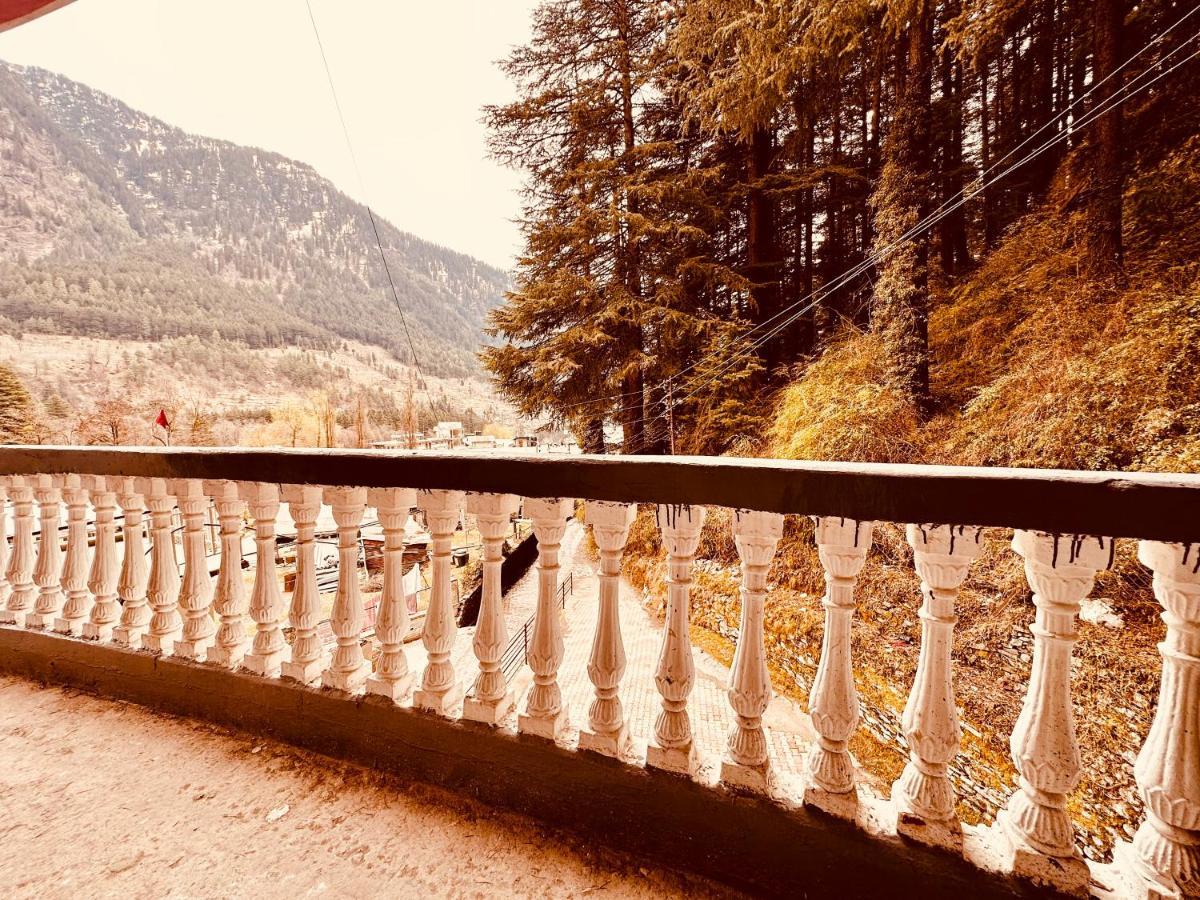 Hotel D Kanchan Manali Exterior foto